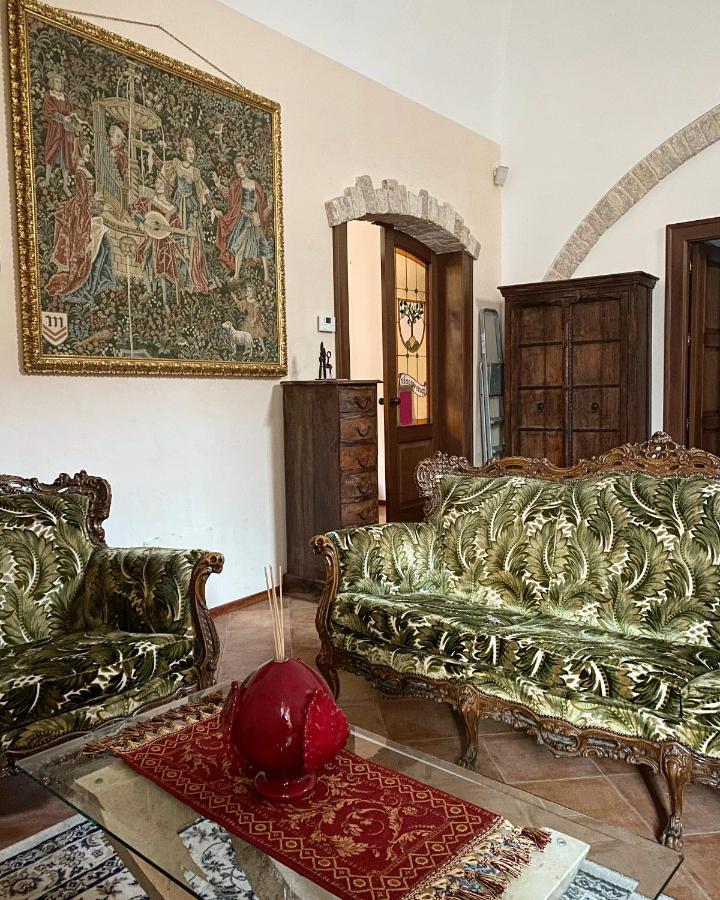 Palazzo Morola XIV century Appartamento Giovinazzo Esterno foto